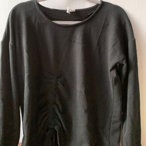Black sweatshirt with a “knitted” pattern